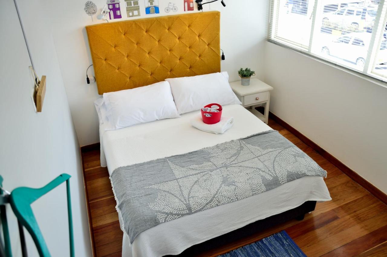 Mad Nomad Hostel โบโกตา ภายนอก รูปภาพ